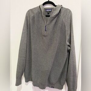 New Patagonia Men’s Quarter Zip Hoodie